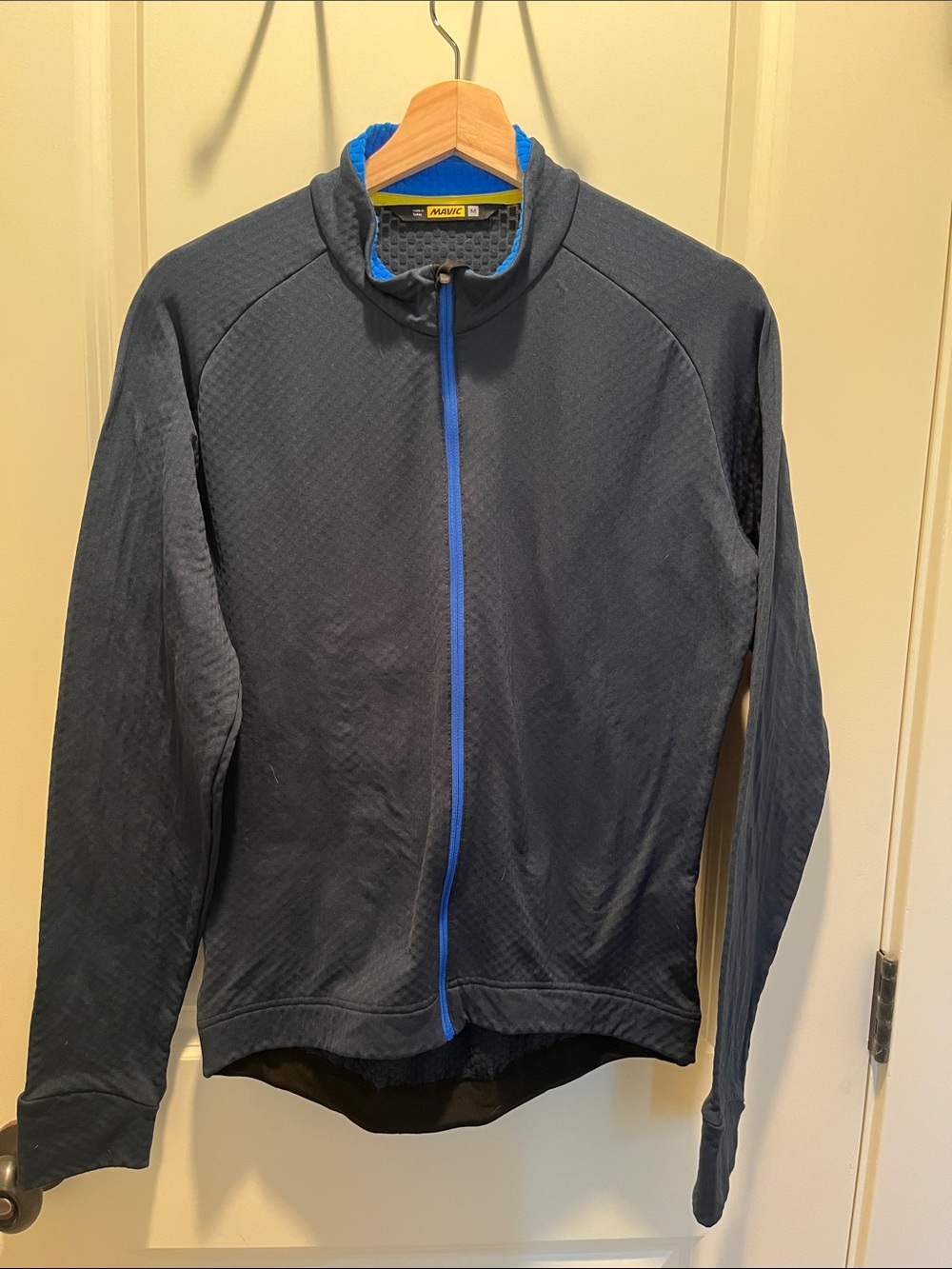 Mavic Ksyrium Thermal Jersey Full-Zip Cycling Jacket in Dark Blue with Blue Trim